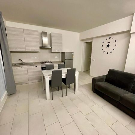 Apartament Anita'S House-Abitazione A Pochi Passi Dal Centro Pesaro Zewnętrze zdjęcie